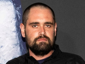 con-trai-dao-dien-rob-reiner-bi-bat