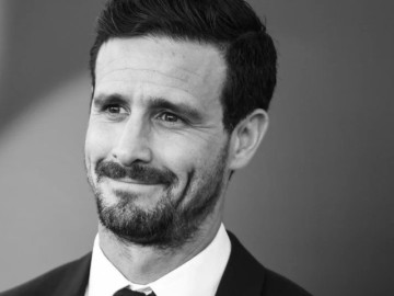 nam-dien-vien-noi-tieng-tu-tu-o-tuoi-46-nguoi-ham-mo-bang-hoang