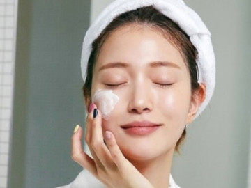 top-5-vu-khi-cap-am-manh-me-nhat-giup-da-luon-mem-muot-mua-hanh-kho