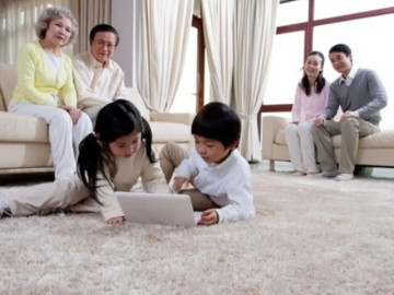 giup-con-trai-cham-chau-3-nam-lien-thuc-ngay-cay-dem-om-khong-dam-nghi-me-chong-hoi-han-khi-con-dau-noi