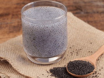 5-loi-ich-dac-biet-cua-hat-chia-voi-suc-khoe-phu-nu-khong-nen-bo-lo