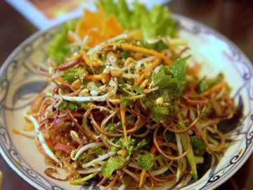 mon-nha-ngheo-xua-an-den-chan-ngan-nay-thanh-dac-san-khoai-khau-trong-nha-hang-tot-cho-suc-khoe