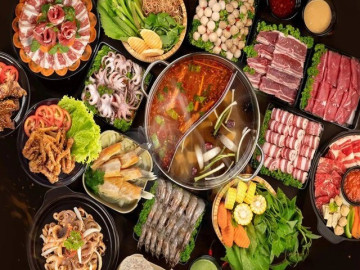 tai-sao-khi-di-an-lau-duoi-dia-thit-luc-nao-cung-lot-mot-mieng-xa-lach-chu-quan-nguoi-co-kinh-nghiem-moi-biet