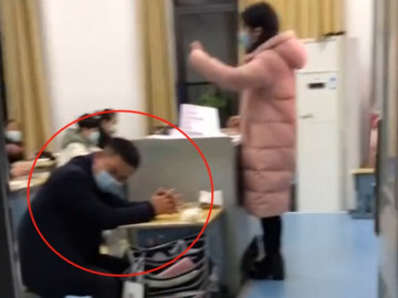 di-hop-phu-huynh-ong-bo-duoc-yeu-cau-ngoi-ghe-con-minh-thuong-ngoi-o-lop-gia-dinh-lap-tuc-chuyen-truong-cho-con