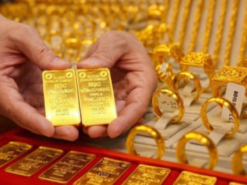 toi-mung-1-tet-gia-vang-giam-rat-manh