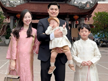 hot-girl-nhat-ky-vang-anh-be-bau-lan-3-di-choi-tet-voi-chong-cong-an-quy-tu-10-tuoi-ra-dang-soai-ca