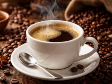 dieu-gi-xay-ra-voi-nao-bo-khi-ban-uong-caffeine-moi-ngay