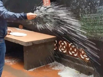 nguoi-xua-dan-ngay-via-than-tai-lam-4-viec-de-tai-loc-hanh-thong-tien-bac-rung-rinh-day-khong-phai-me-tin