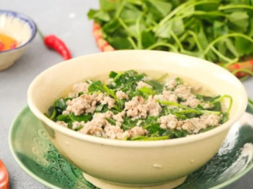 tu-gio-den-het-thang-gieng-am-an-2-mon-quen-thuoc-nay-vua-tot-cho-gan-vua-mang-y-nghia-mo-van-dau-nam