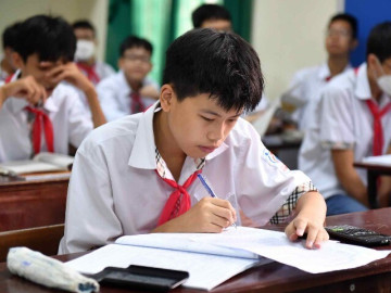 gan-60-000-hoc-sinh-ha-noi-khong-co-co-hoi-vao-lop-10-cong-lap-nam-hoc-2026-2027