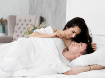 vi-sao-phu-nu-cang-duoc-chia-se-viec-nha-cang-de-co-ham-muon