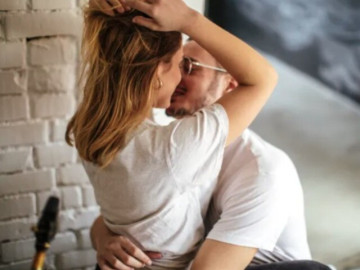 yeu-luc-nao-thang-hoa-nhat