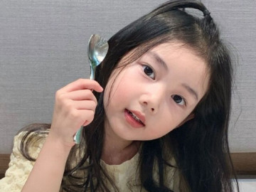 ba-noi-dat-ten-chau-gai-la-nguyen-thu-tien-nhan-vien-tu-phap-sua-thanh-ten-vua-hay-vua-y-nghia-dua-tre-biet-on-vo-cung