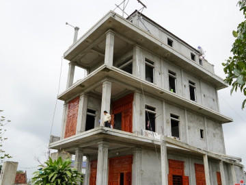 nguoi-dan-ong-mu-ban-tam-bong-dao-xay-nha-tien-ty-o-nghe-an-gay-xon-xao