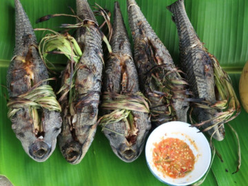 loai-ca-xua-khong-ai-dam-an-gio-thanh-dac-san-noi-tieng-duoc-khach-du-lich-ua-thich-60-000-dong-kg