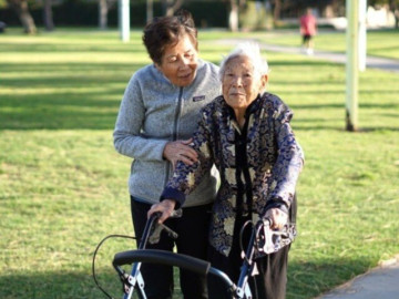 loi-than-tho-cua-nguoi-phu-nu-68-tuoi-vua-trong-chau-vua-cham-me-gia-u100-toi-met-muon-khoc-moi-ngay