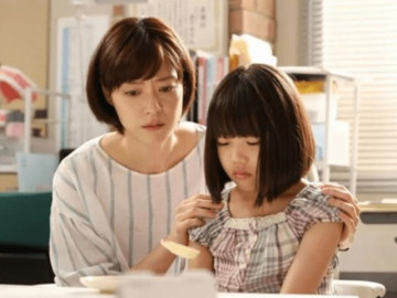 con-gai-dung-dien-thoai-toi-nhan-cho-chong-cu-chung-ta-quay-lai-voi-nhau-nhe-anh-dap-4-tu-khien-toi-sung-so