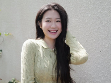 nhan-sac-it-son-phan-cua-ba-xa-doan-van-hau