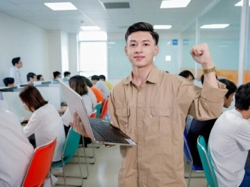 5-nganh-hoc-len-ngoi-thoi-ai-bung-no-khat-nhan-luc-trong-10-nam-toi-nhieu-tap-doan-lon-san-don